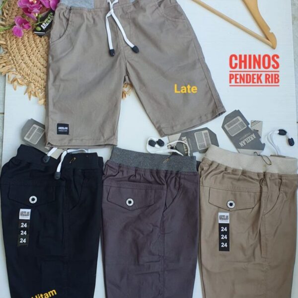 Chinos Pendek Rib